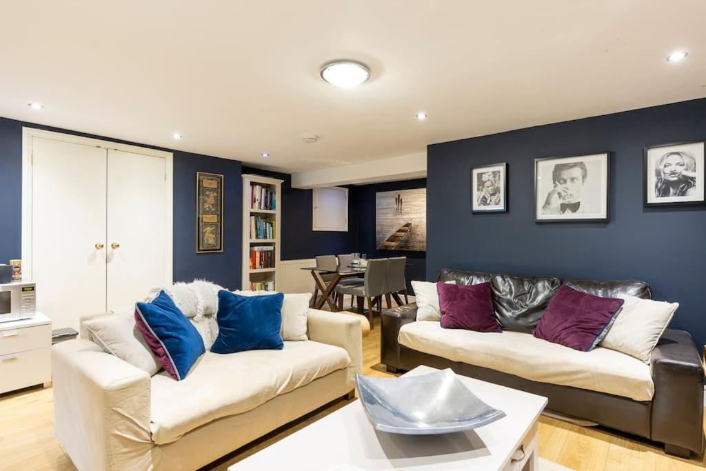 2 Double Bedroom Large Modern Self Contained Apartment Free Parking Кэмберлей Экстерьер фото